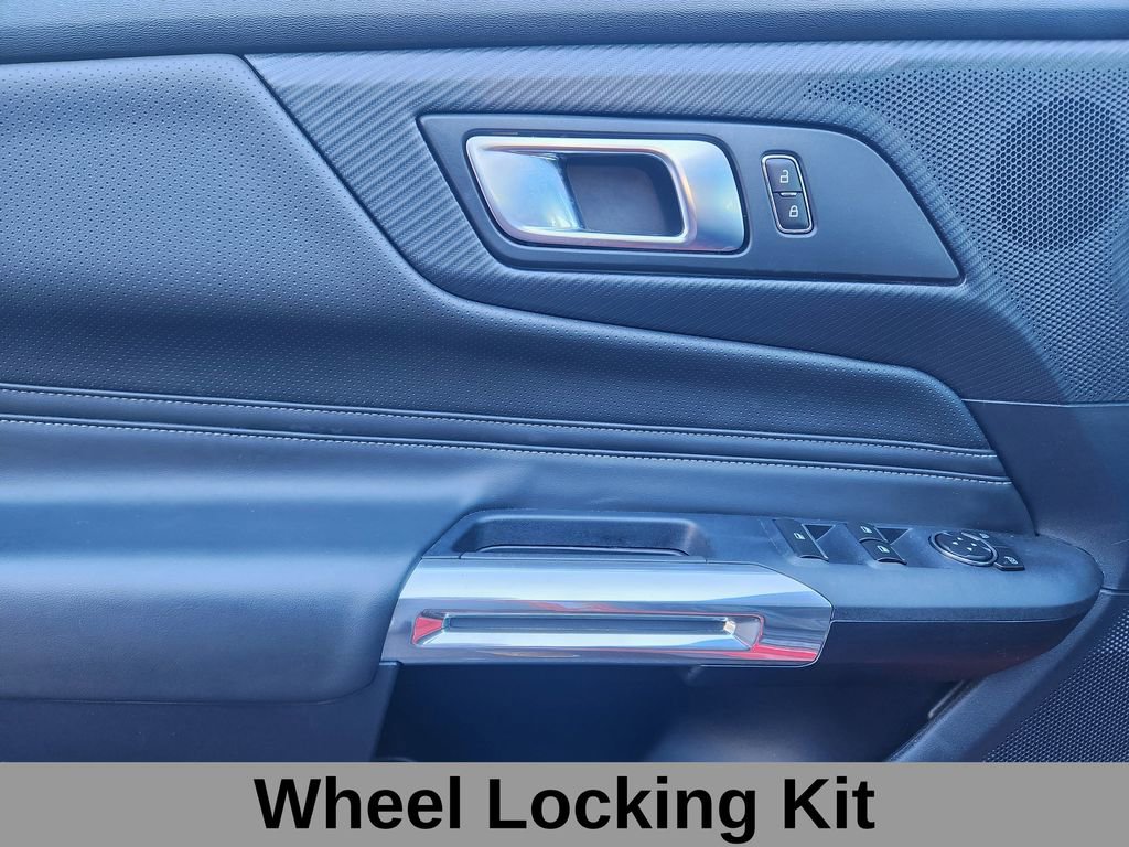 Used 2024 Ford Mustang GT Premium image 8