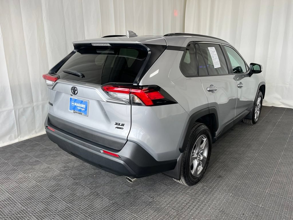 Used 2024 Toyota RAV4 XLE AWD/4WD image 29