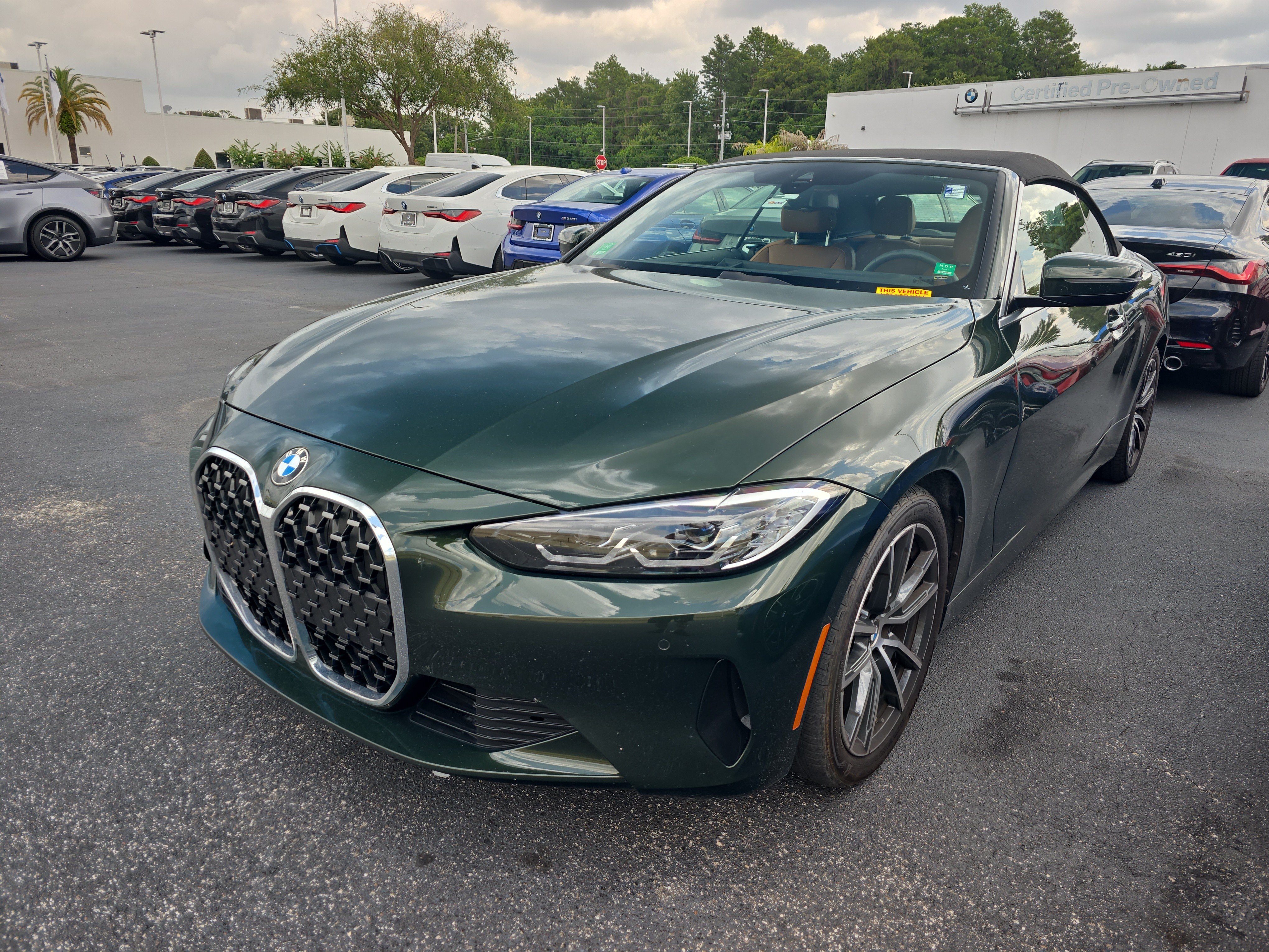 Used 2024 BMW 430i Convertible w/ Premium Package RWD image 4