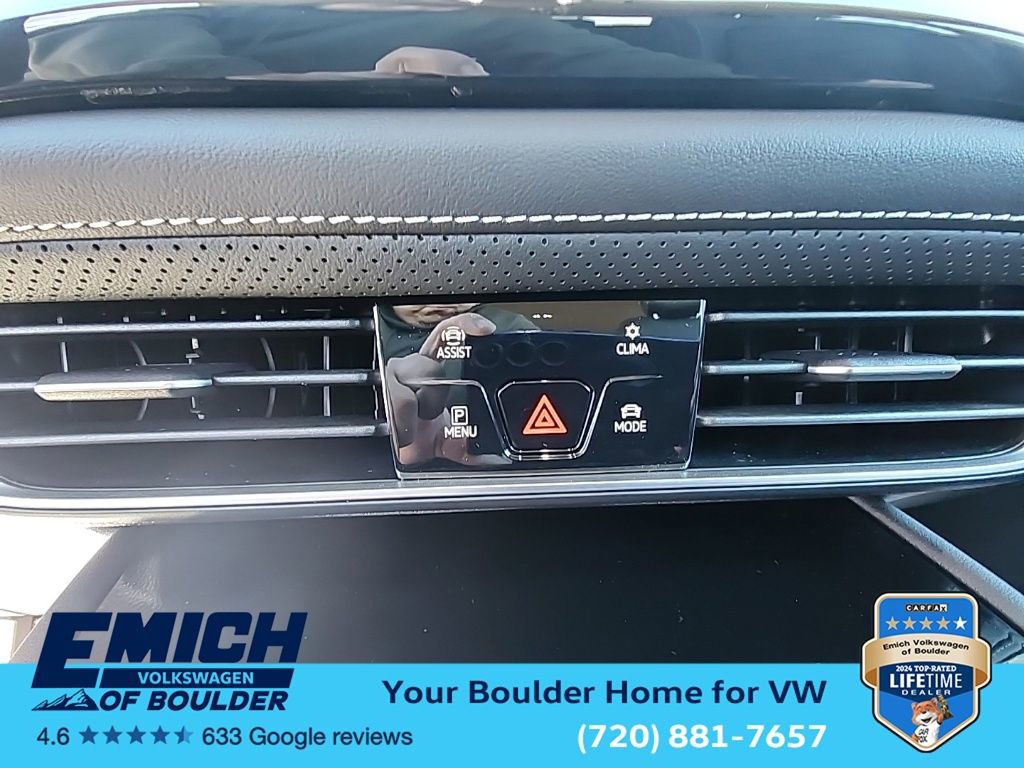 New 2025 Volkswagen Atlas SE image 18