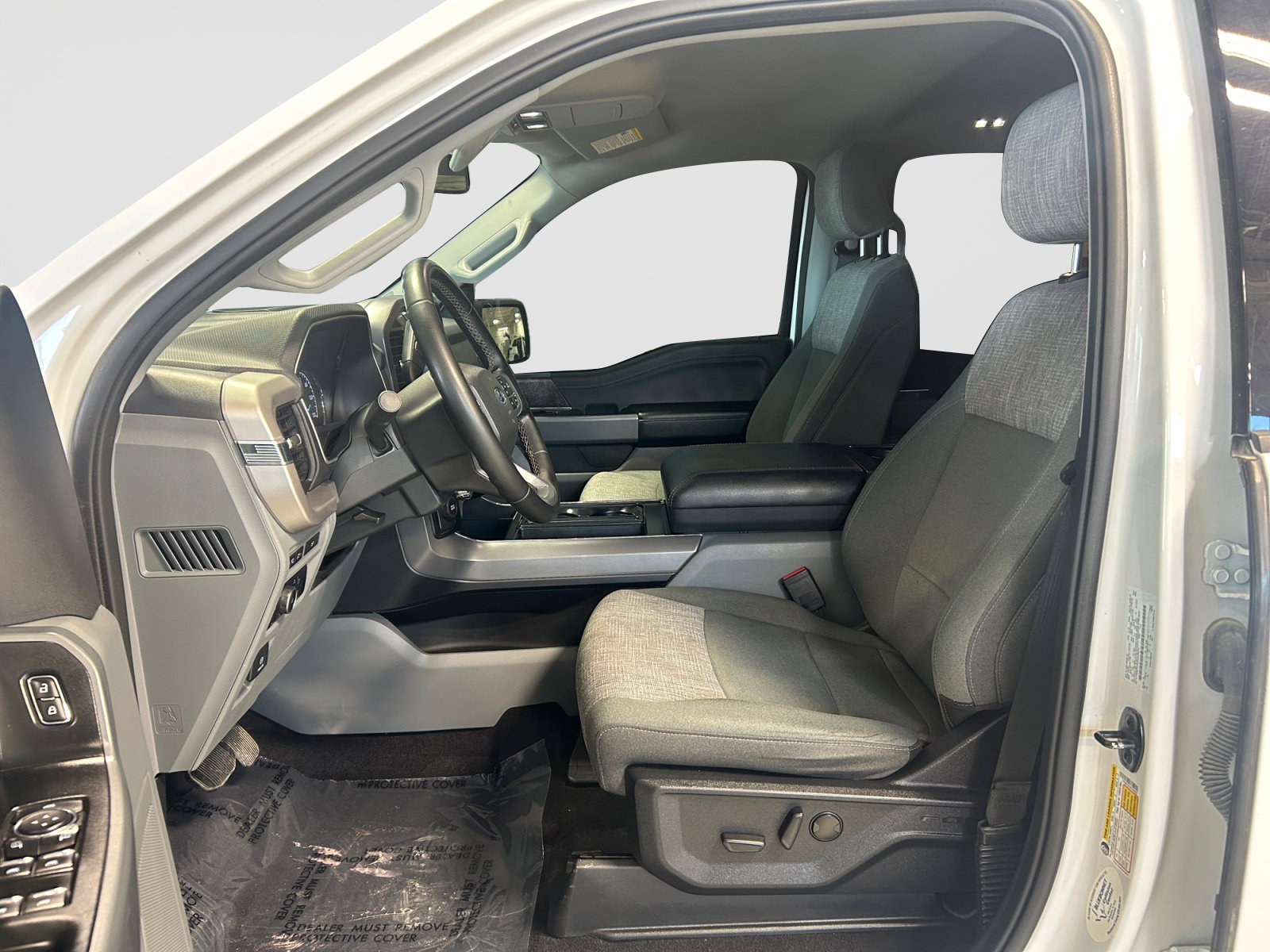 Used 2023 Ford F150 XLT w/ Equipment Group 302A High RWD image 10