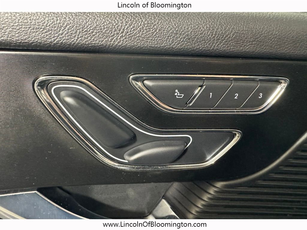 Used 2022 Lincoln Corsair AWD w/ Equipment Group 101A image 37