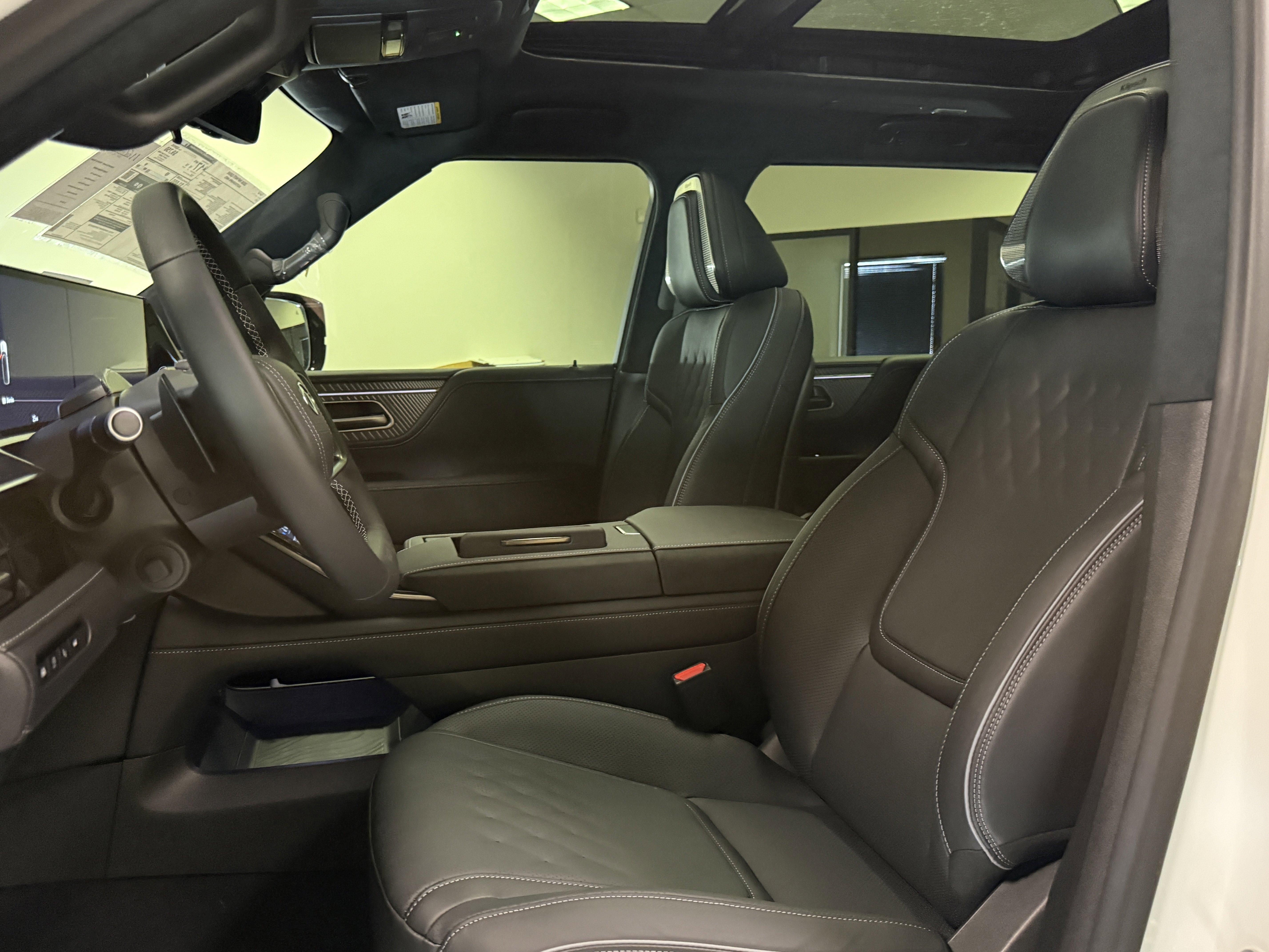 New 2026 INFINITI QX80 Autograph image 12