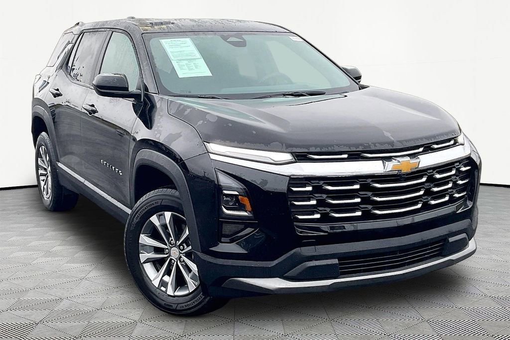 Used 2026 Chevrolet Equinox LT w/ LPO, Floor Liner Package FWD image 3