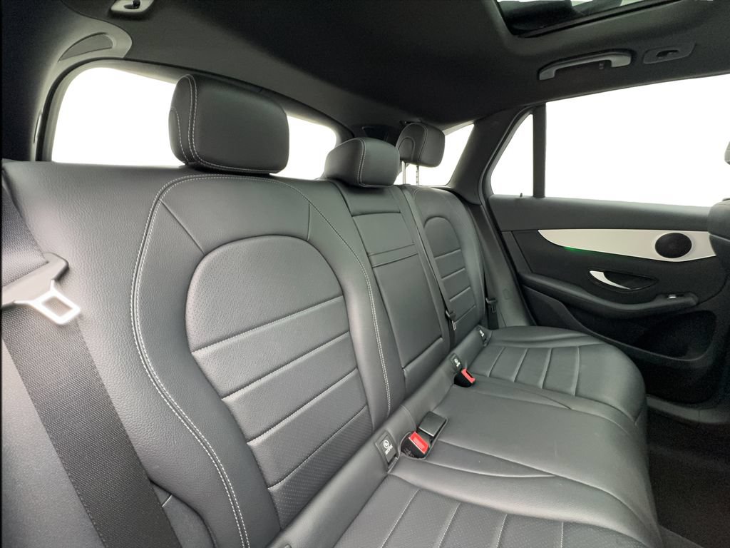 Used 2022 Mercedes-Benz GLC 300 image 26