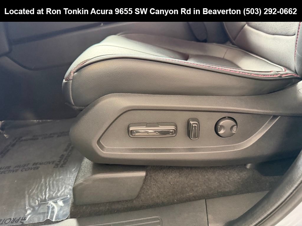 Used 2025 Honda Pilot Black Edition image 15