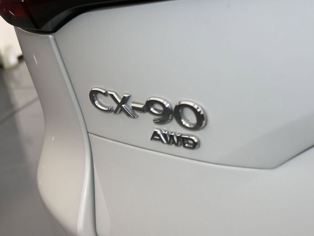 Used 2025 MAZDA CX-90 Plug-In Hybrid w/ Preferred image 33