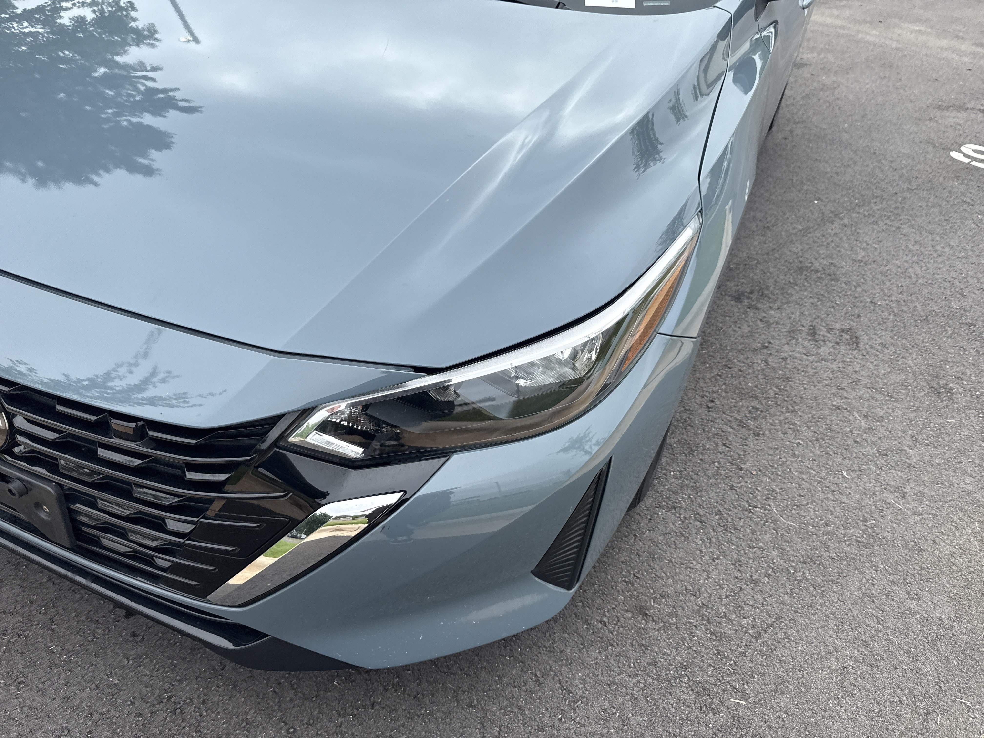 Used 2024 Nissan Sentra SV FWD image 6