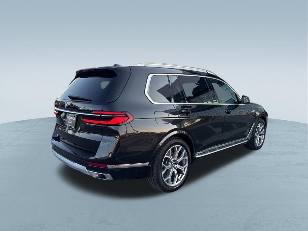 Used 2025 BMW X7 xDrive40i image 8
