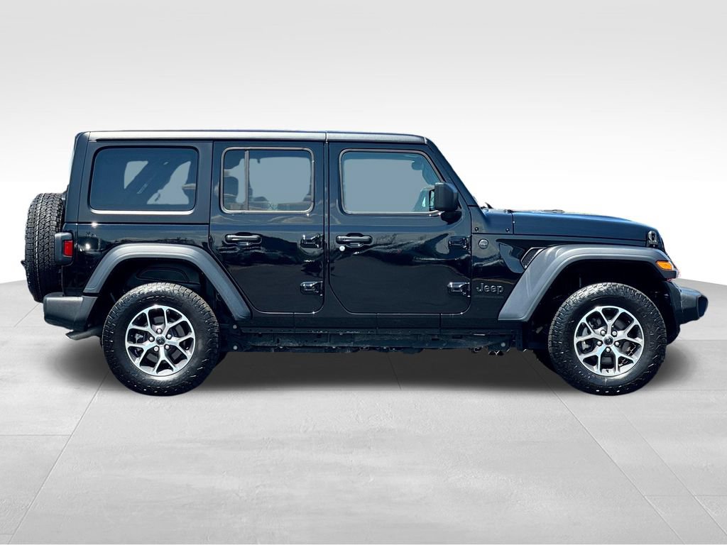 Used 2024 Jeep Wrangler Unlimited Sport AWD/4WD image 8