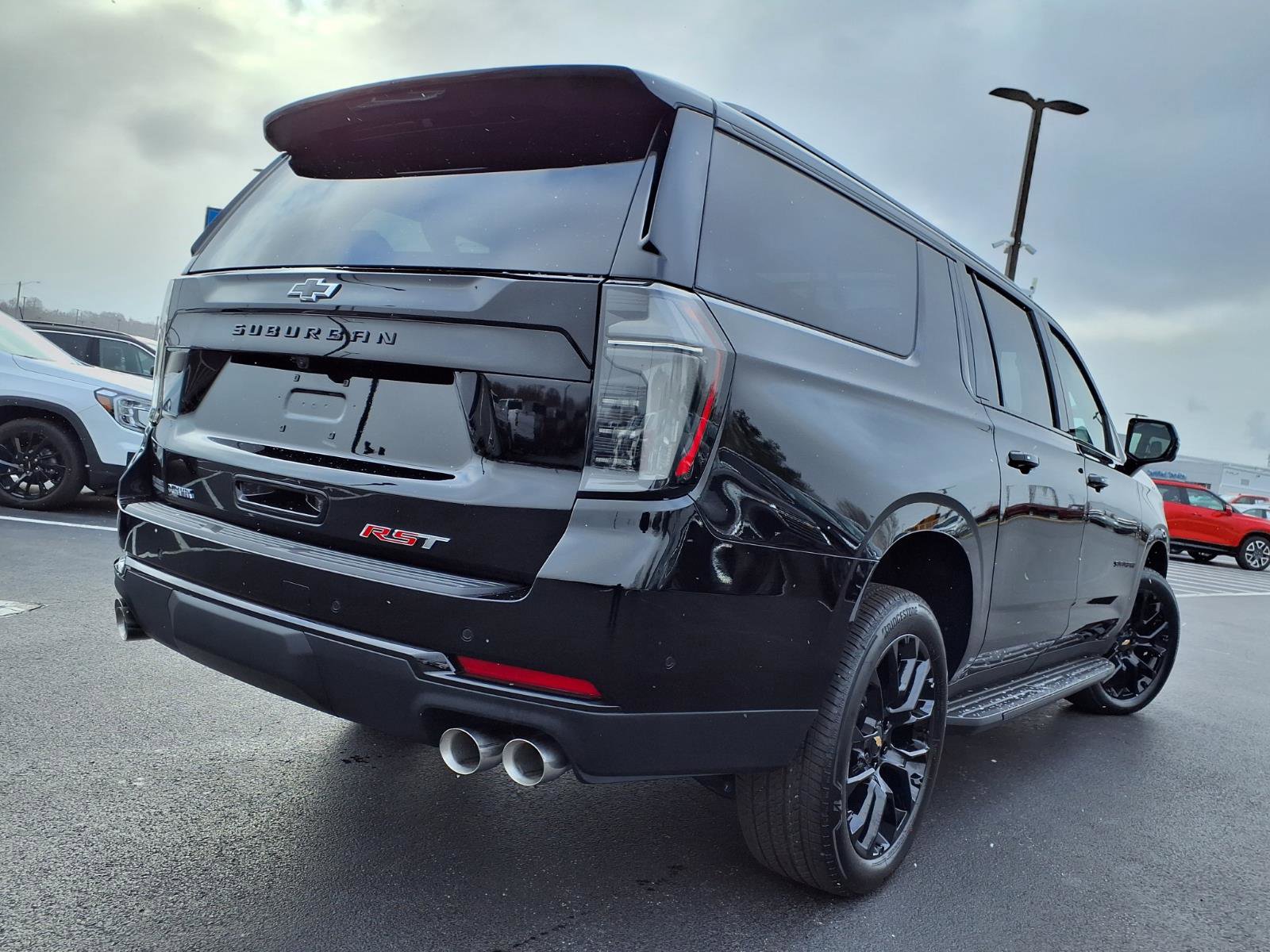 Used 2026 Chevrolet Suburban RST w/ Comfort Package image 31