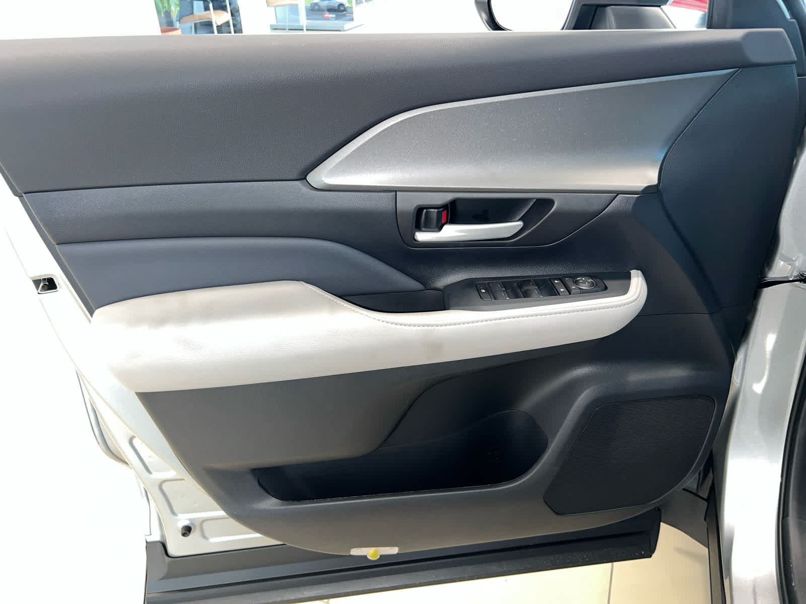 New 2026 Toyota Grand Highlander AWD Hybrid image 12