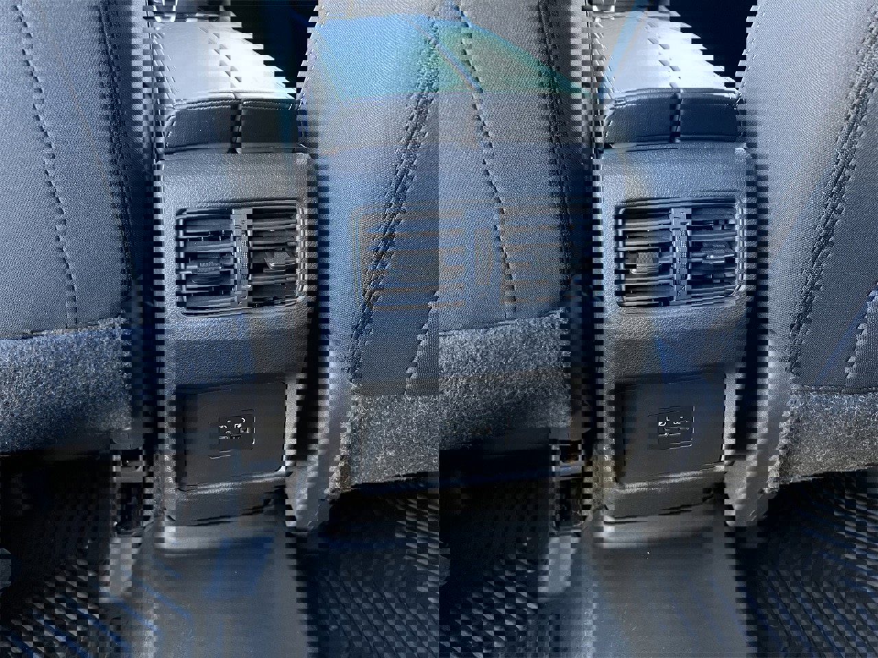 Certified 2023 Nissan Rogue SV image 25