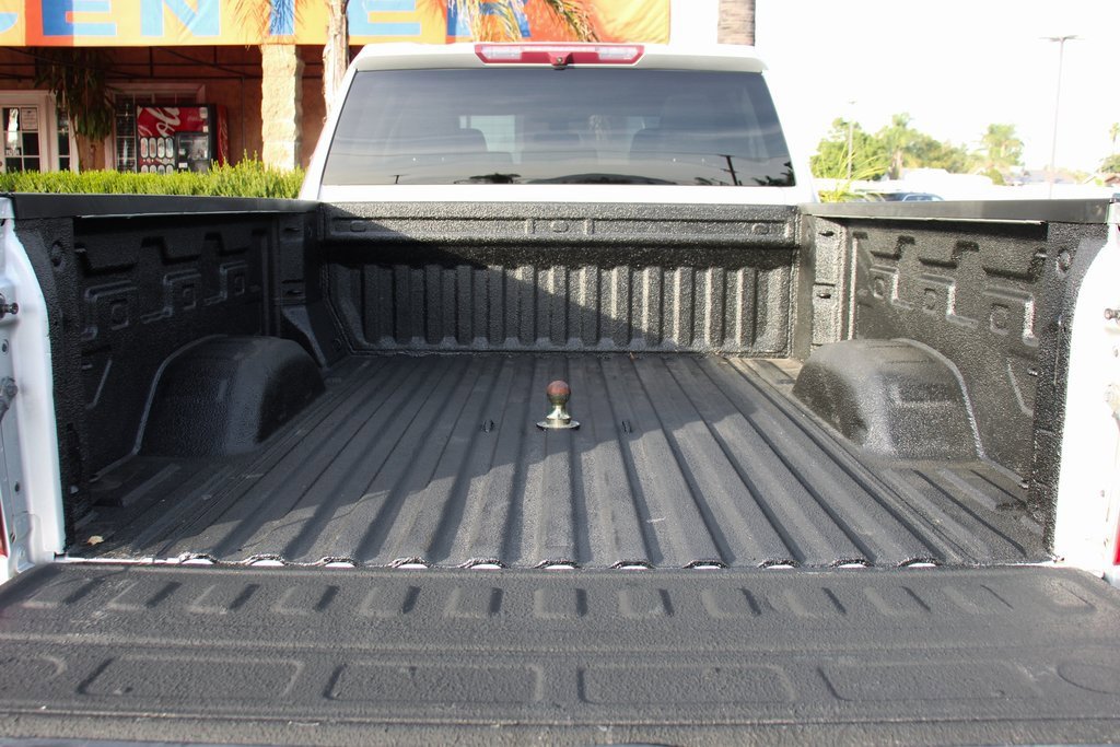 Used 2021 Chevrolet Silverado 3500 LT w/ Convenience Package image 8