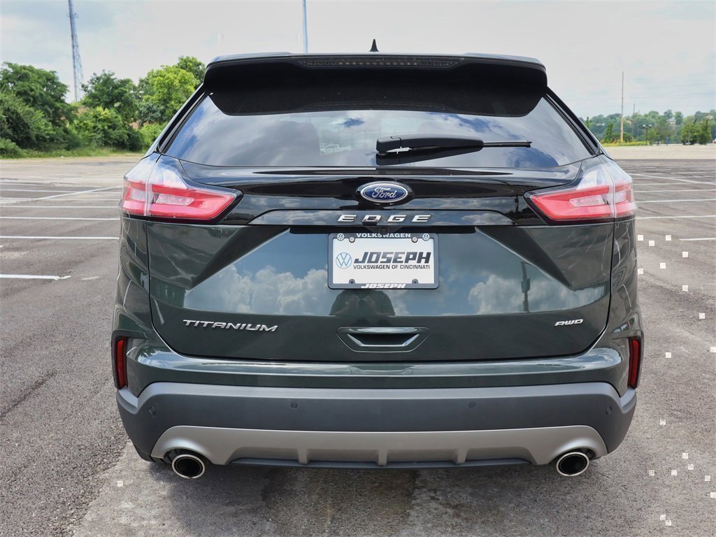 Used 2024 Ford Edge Titanium image 4