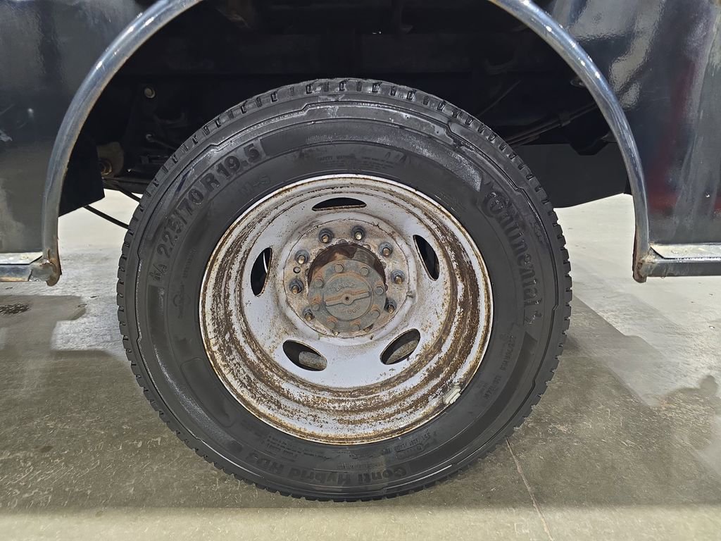 Used 2020 Ford F450 XL w/ Power Equipment Group image 28