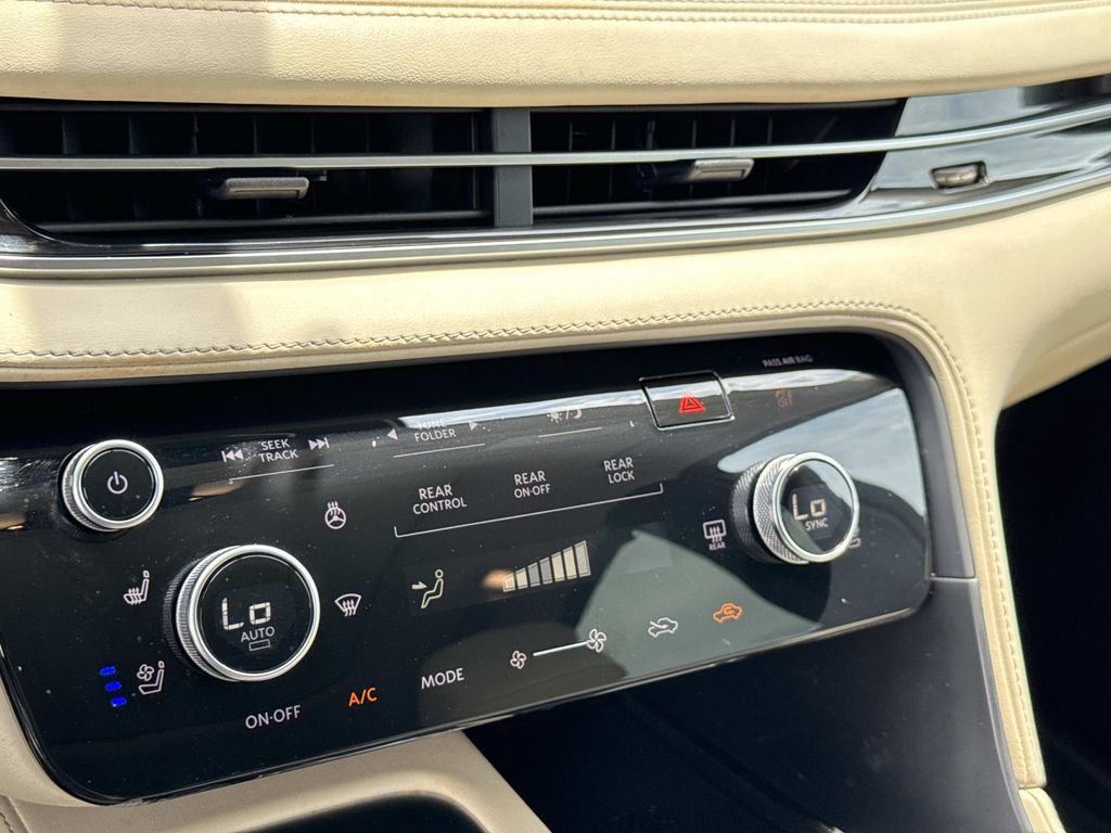 Used 2024 INFINITI QX60 Luxe AWD/4WD image 5