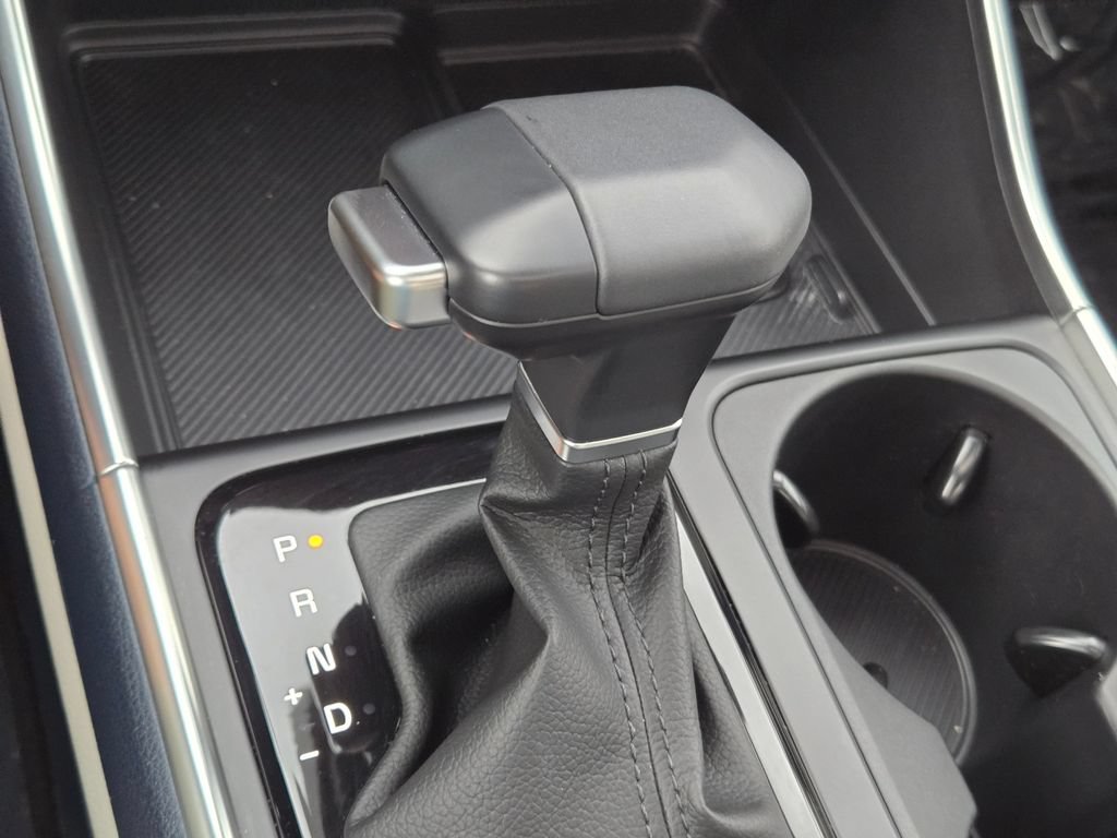 Used 2025 Kia Carnival SX Prestige FWD image 28