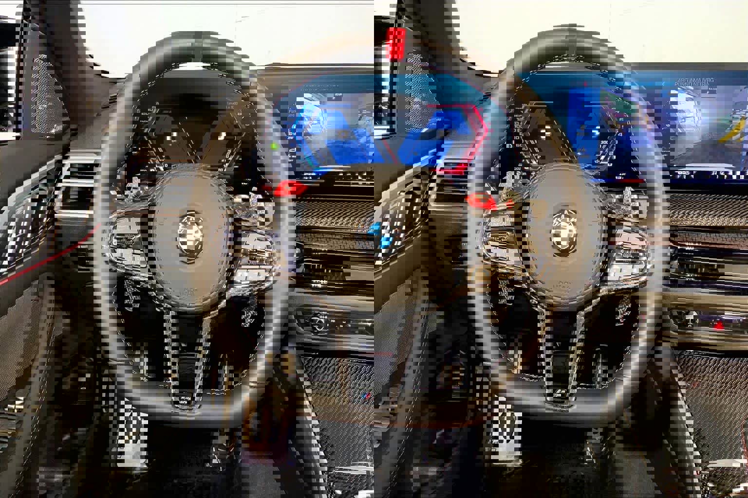 Used 2025 BMW M4 xDrive Competition w/ Executive Package image 15