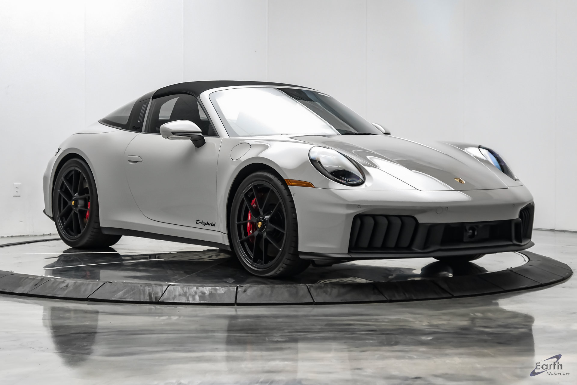 Used 2025 Porsche 911 Targa 4 GTS AWD/4WD image 31