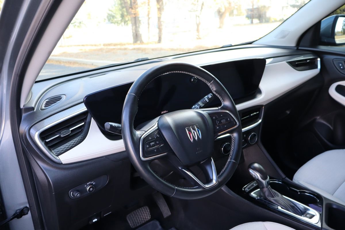 Used 2024 Buick Encore GX Preferred image 15