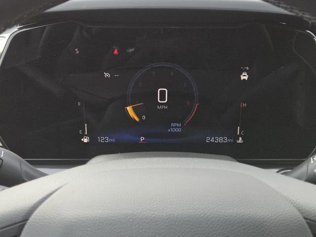 Used 2024 Chevrolet Trax ACTIV w/ Sunroof Package image 35