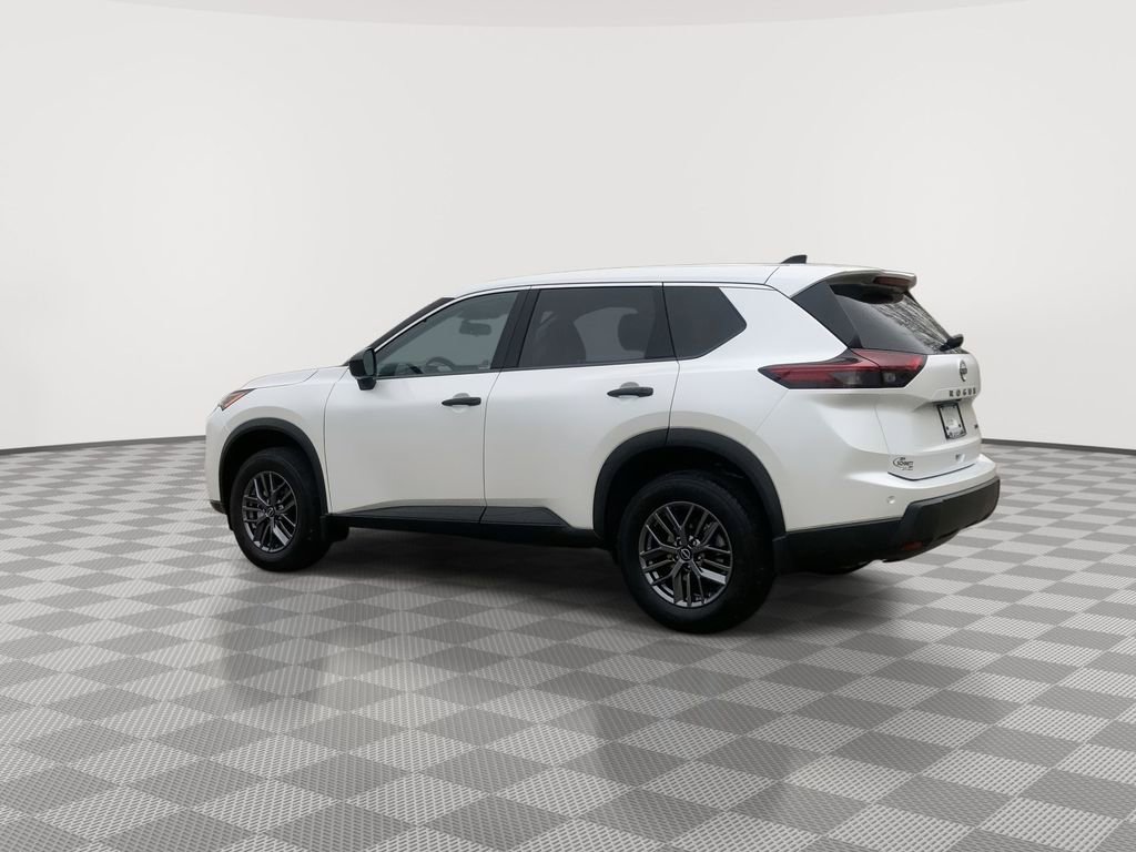 Certified 2025 Nissan Rogue S image 7
