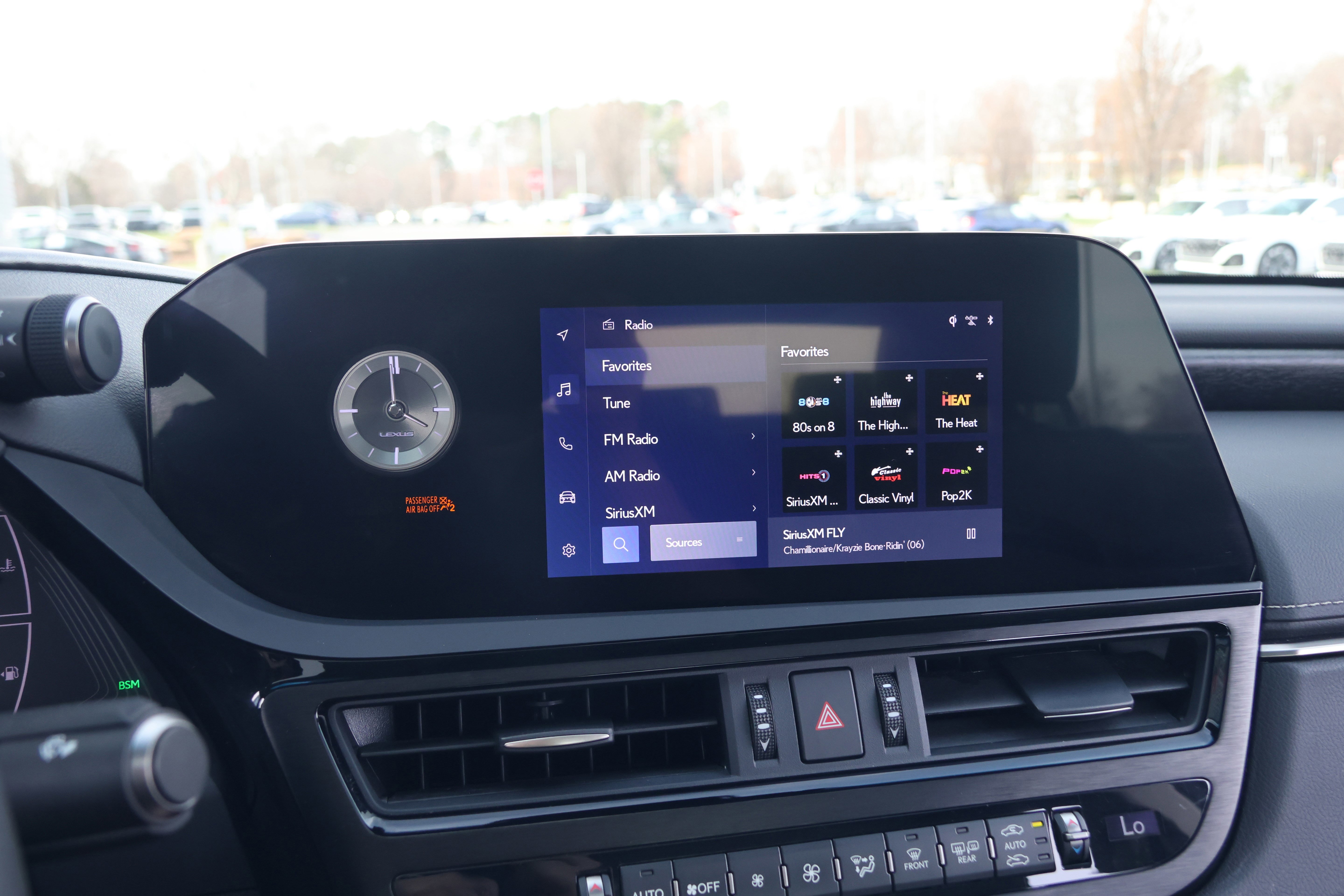 Certified 2023 Lexus ES 350 w/ Premium Package image 21