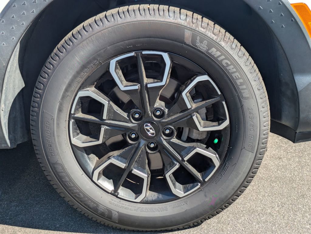 Used 2022 Hyundai Santa Cruz SEL Premium image 10