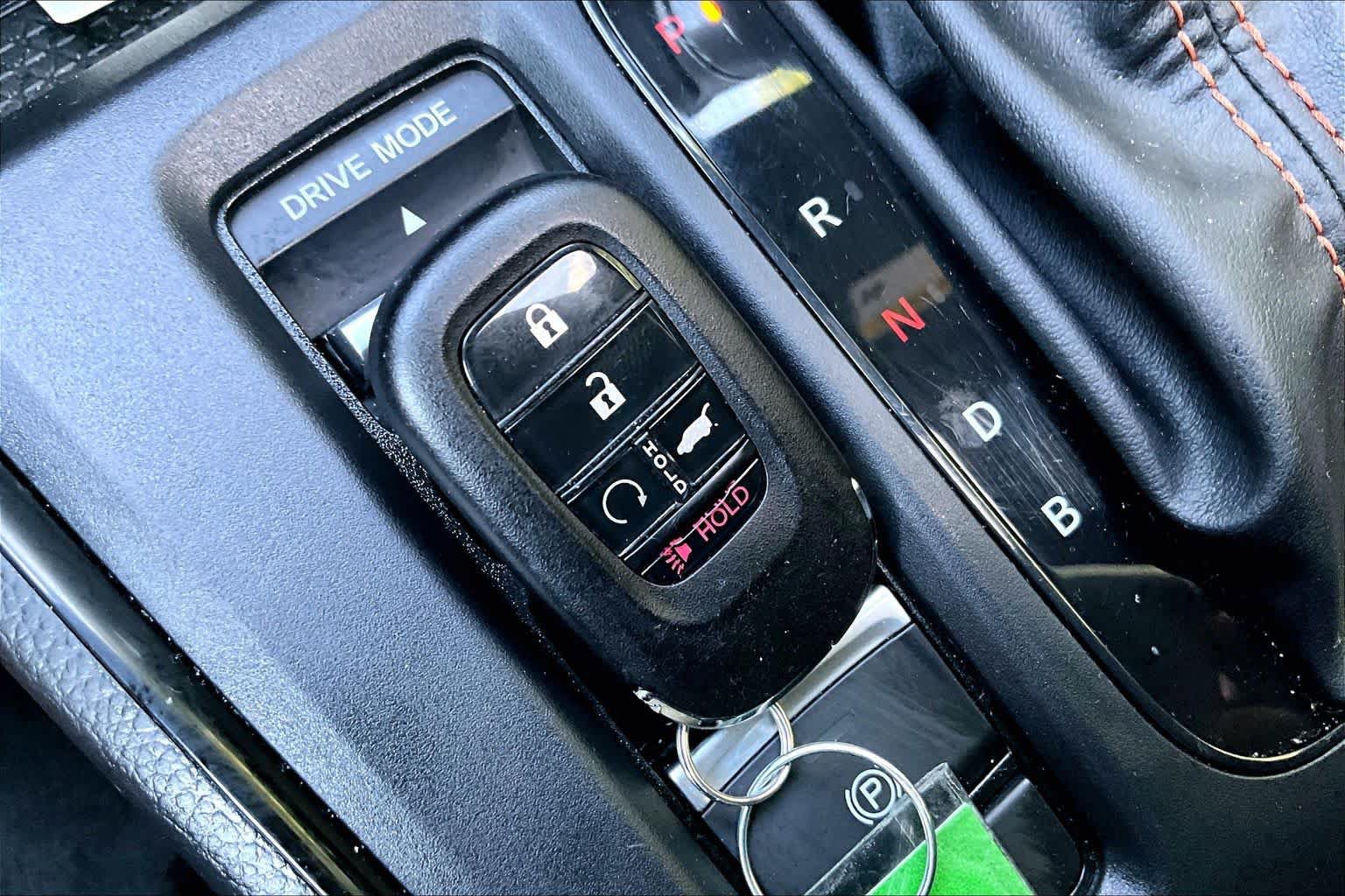 Used 2024 Honda CR-V Sport Touring image 15
