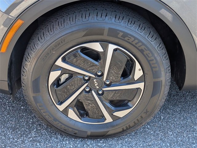 Used 2023 Kia Sportage LX image 13