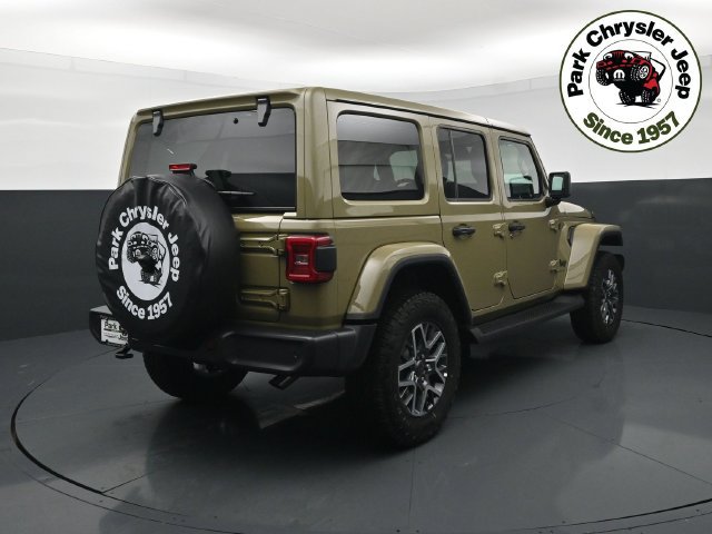 New 2026 Jeep Wrangler Unlimited Sahara AWD/4WD image 5