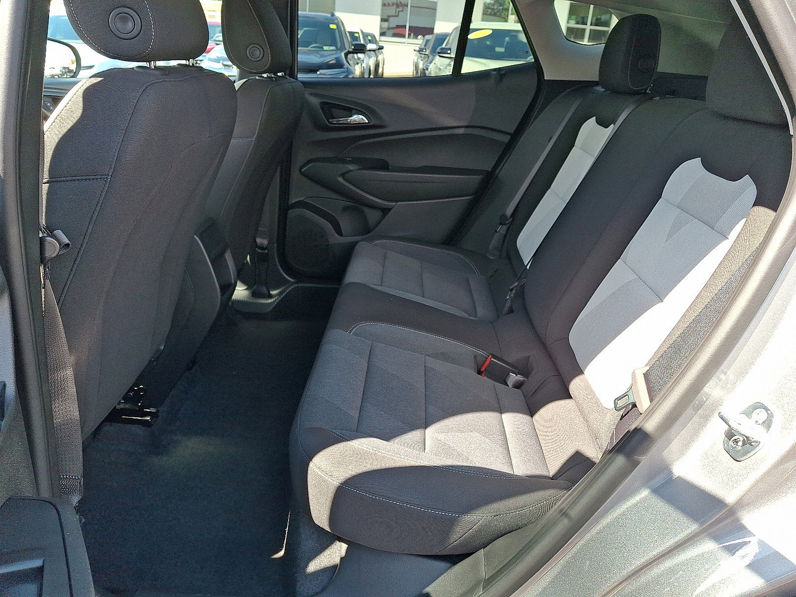 Used 2025 Chevrolet Trax LS image 11