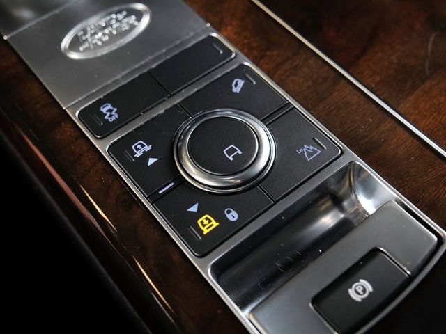 Used 2020 Land Rover Range Rover Long Wheelbase HSE AWD/4WD image 14