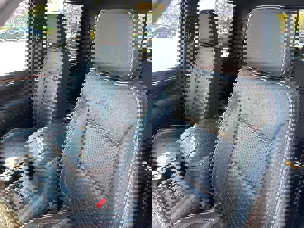 Used 2024 GMC Sierra 2500 Denali w/ Technology Package image 30