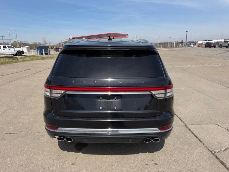 Used 2023 Lincoln Aviator Black Label w/ Dynamic Handling Package image 4