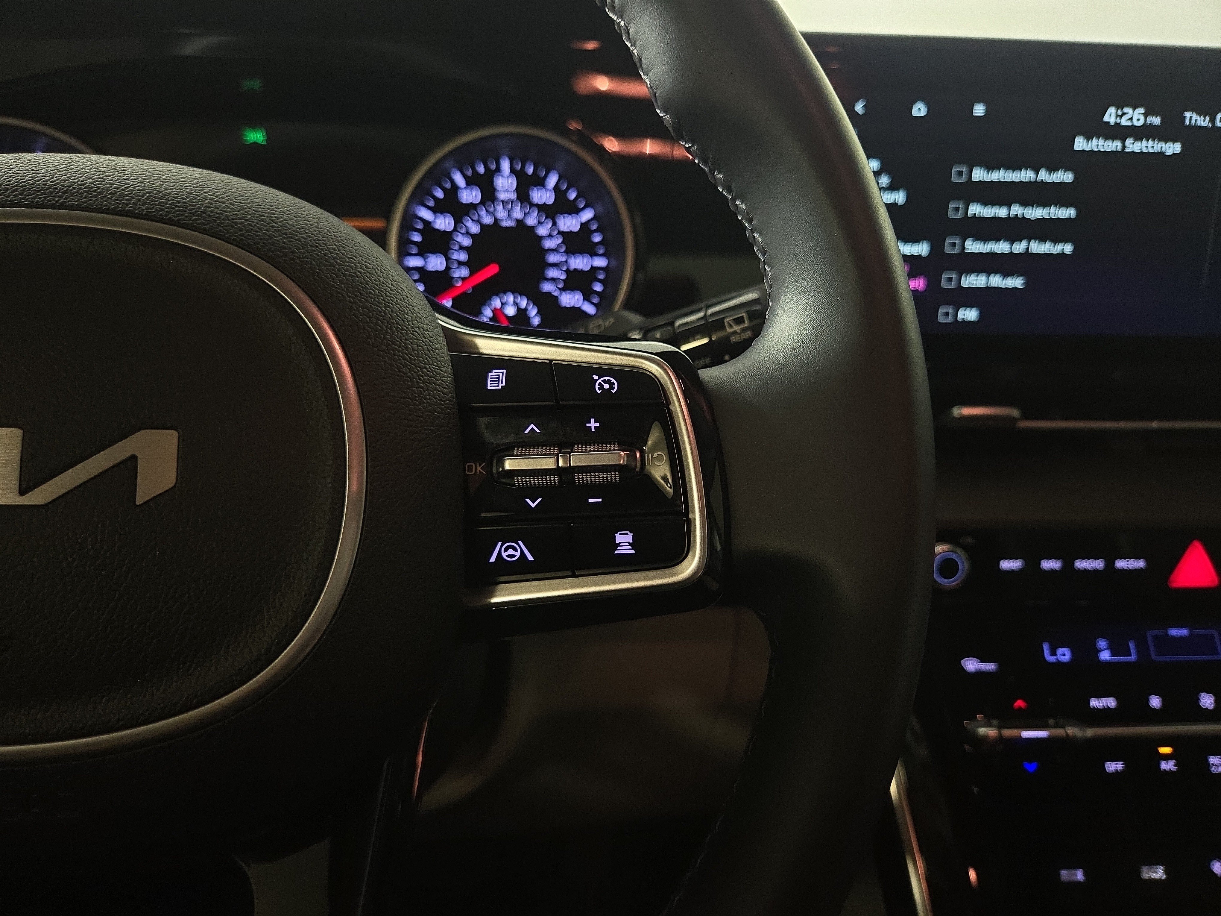Used 2022 Kia Carnival SX FWD image 18