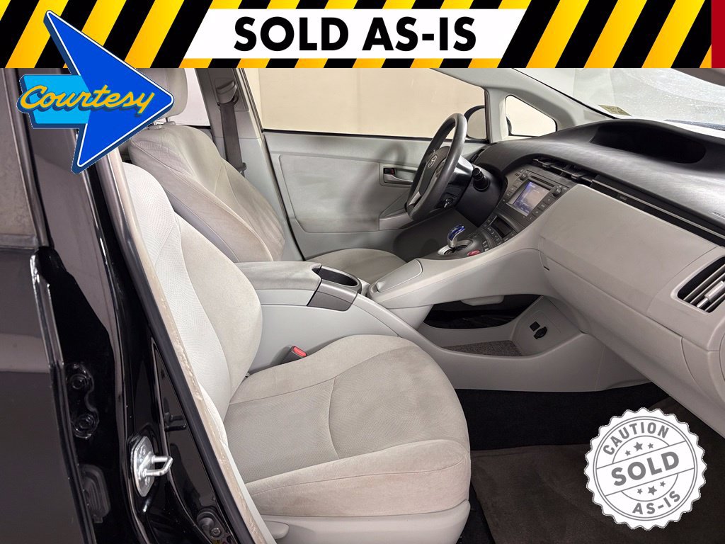 Used 2014 Toyota Prius Two w/ Preferred Accessory Package FWD image 35