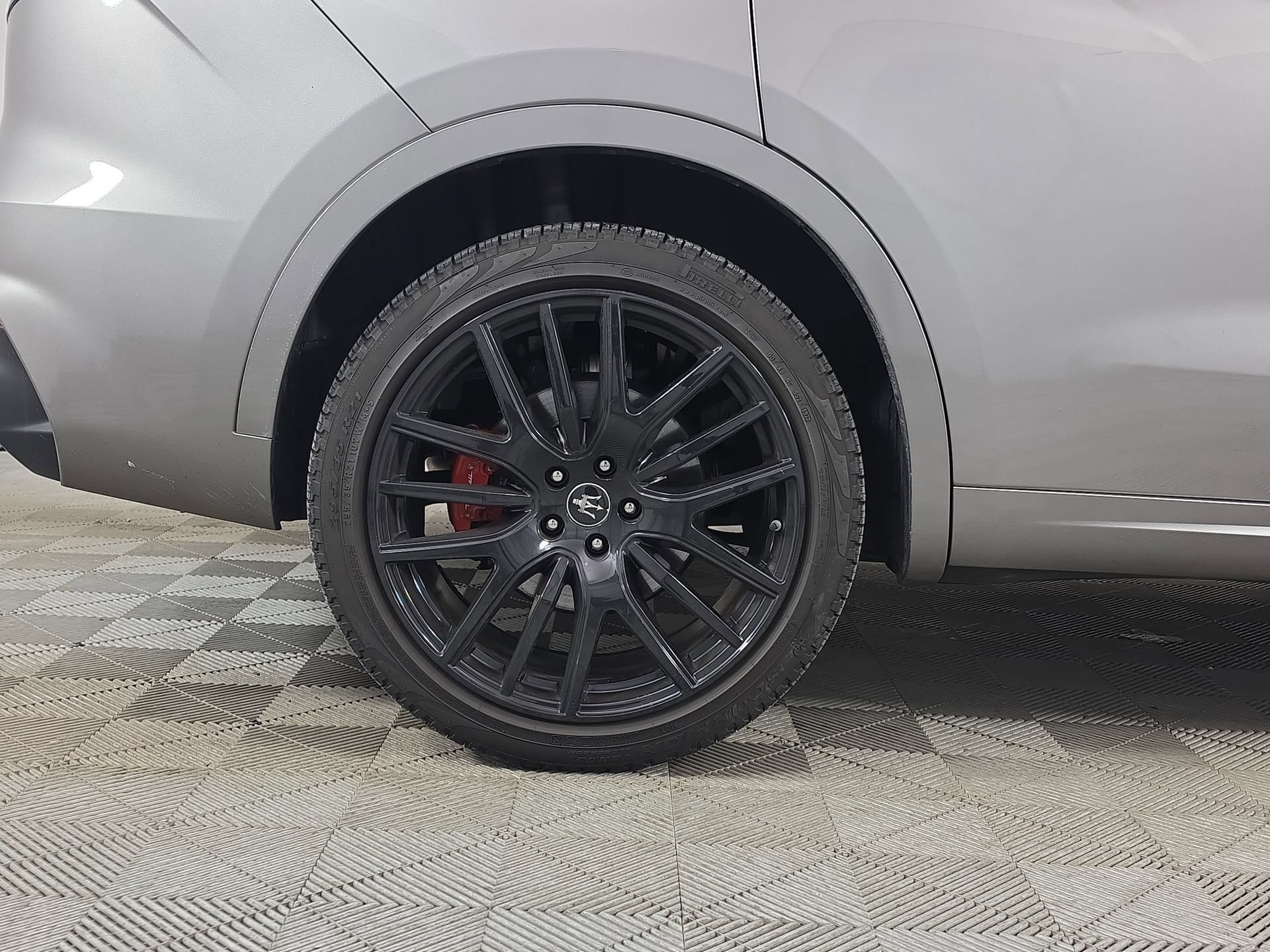 Used 2022 Maserati Levante Modena AWD/4WD image 9
