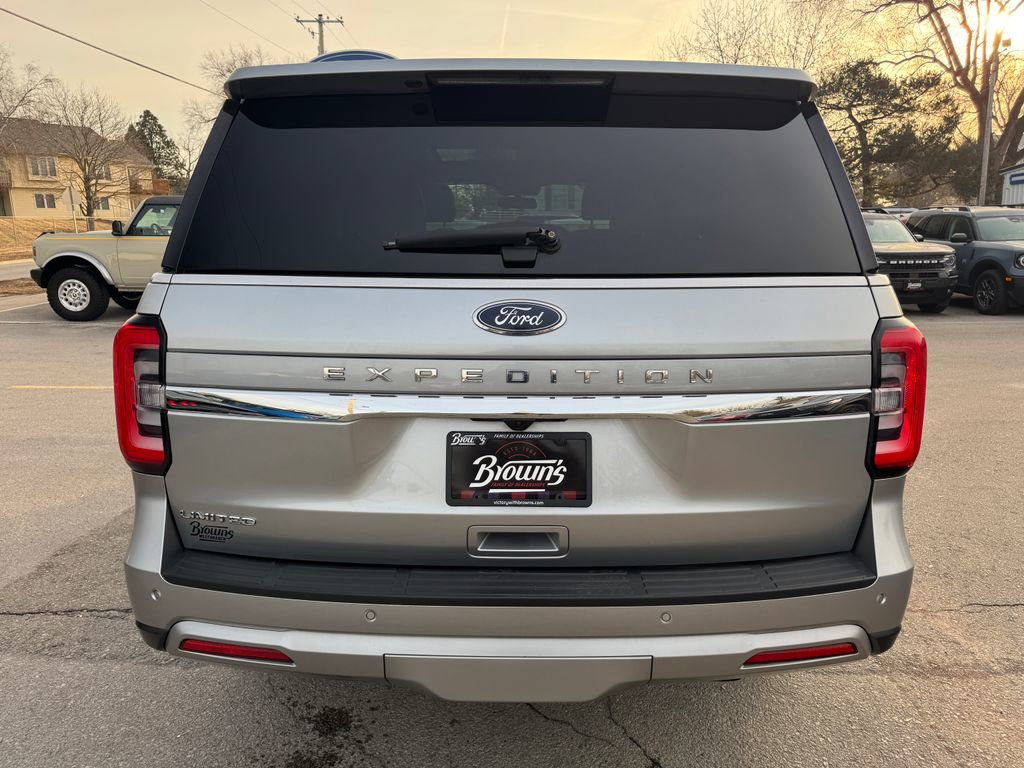 Used 2023 Ford Expedition Limited AWD/4WD image 6