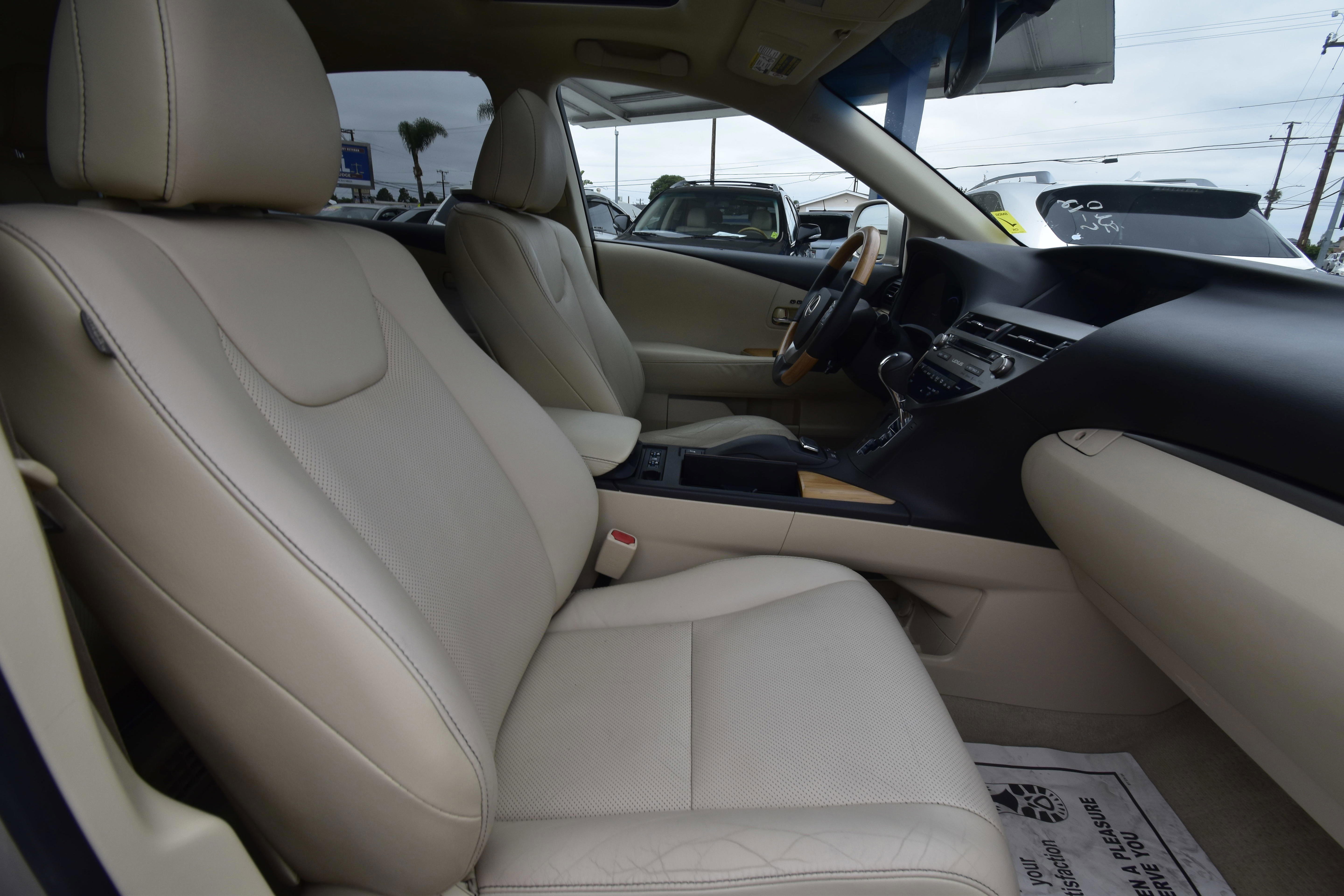 Used 2015 Lexus RX 450h FWD image 13
