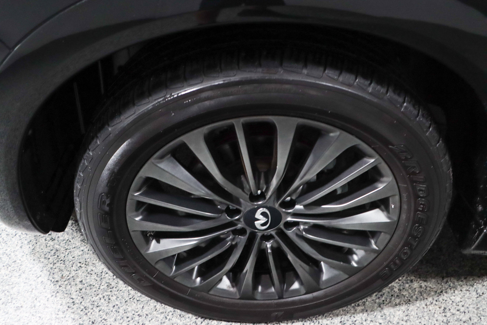 Used 2022 INFINITI QX80 Sensory w/ Cargo Package RWD image 11