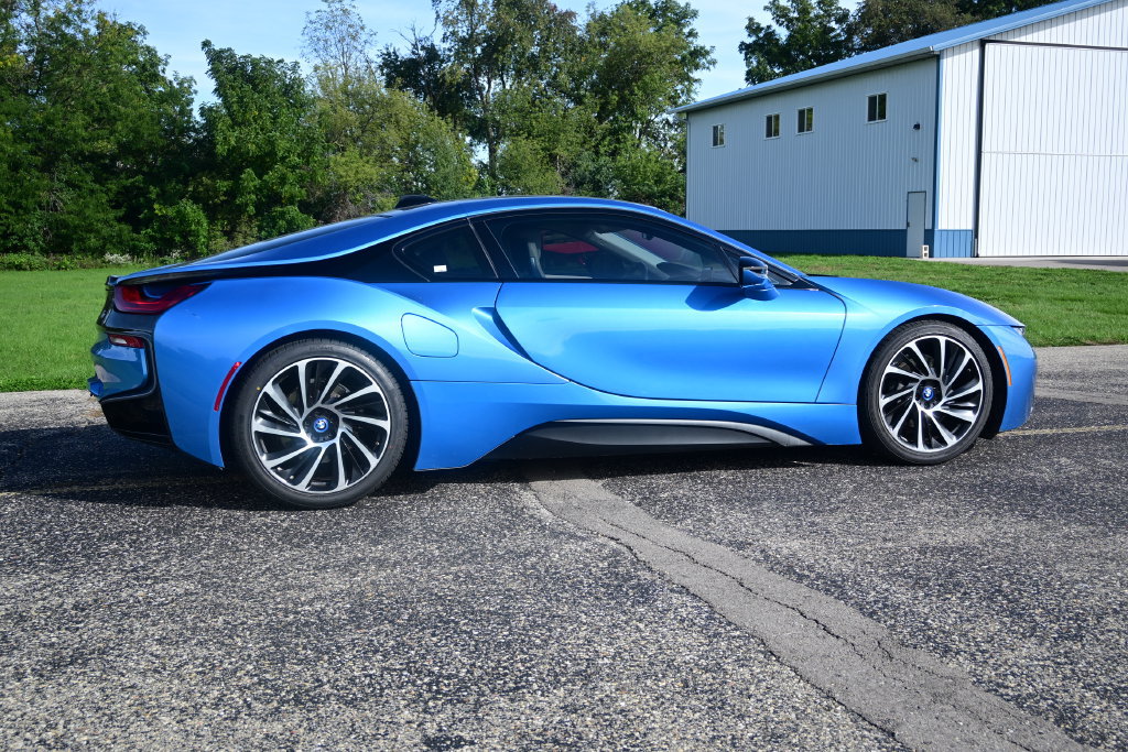 Used 2014 BMW i8 AWD/4WD image 9