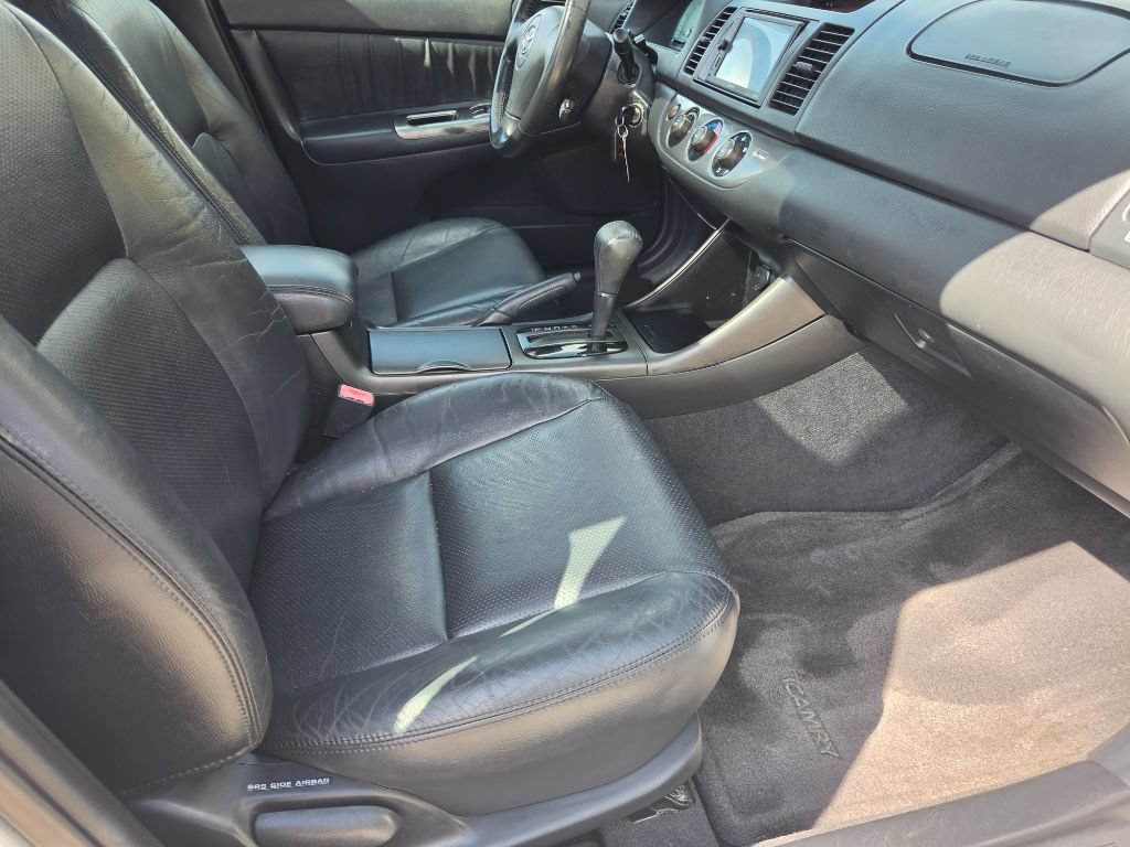 Used 2002 Toyota Camry SE w/ Pkg 4 FWD image 38