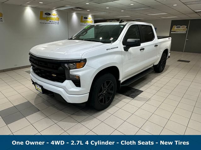 Used 2022 Chevrolet Silverado 1500 Custom AWD/4WD image 2