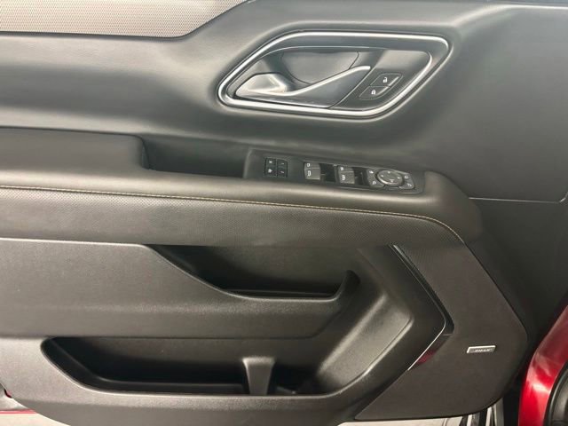 Used 2024 GMC Yukon AT4 w/ Technology Package AWD/4WD image 24