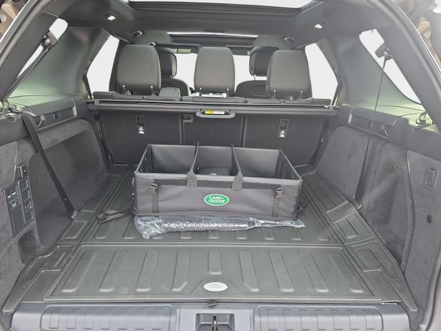 New 2026 Land Rover Discovery S AWD/4WD image 10