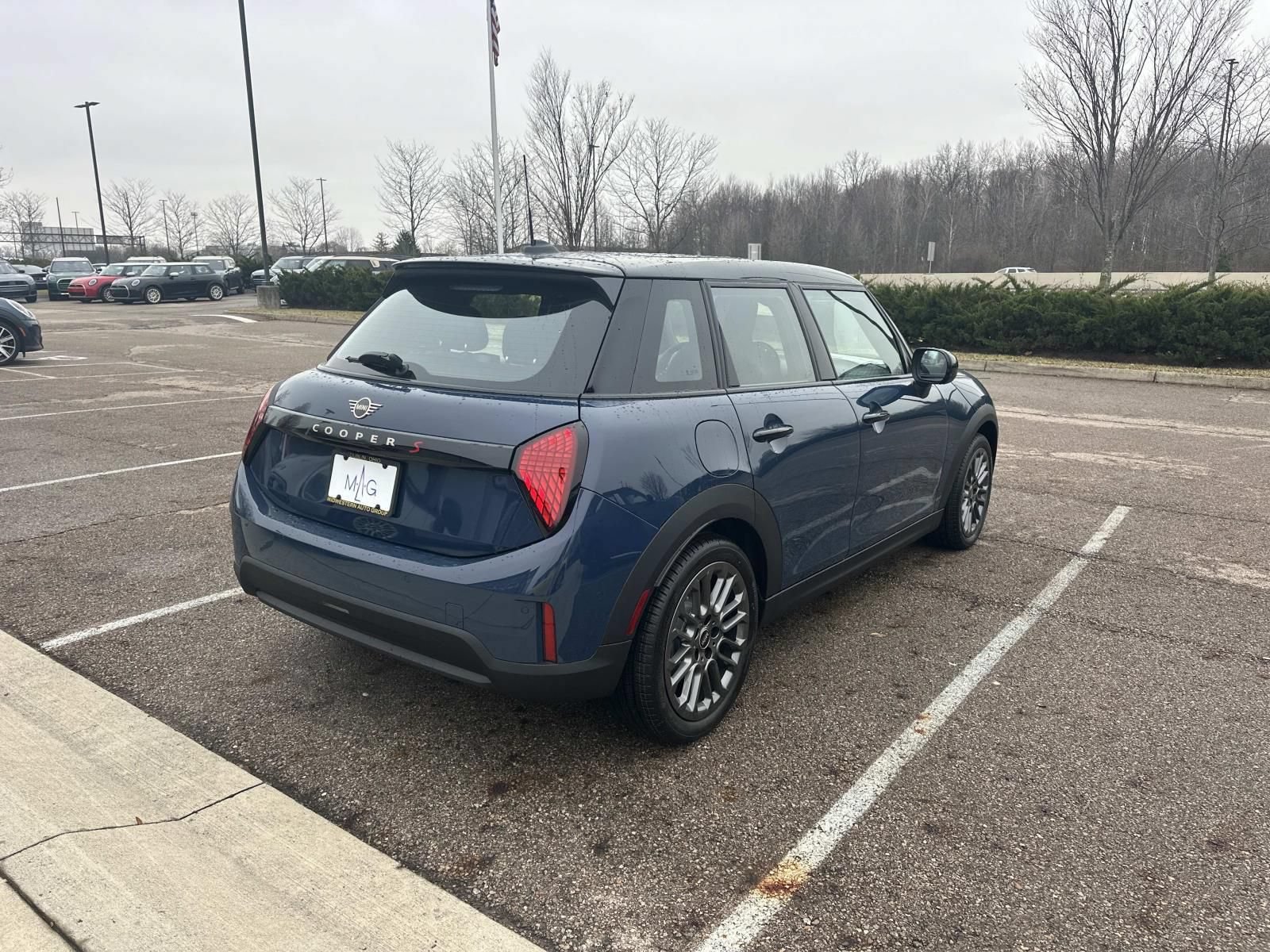 New 2026 MINI Cooper S FWD image 7