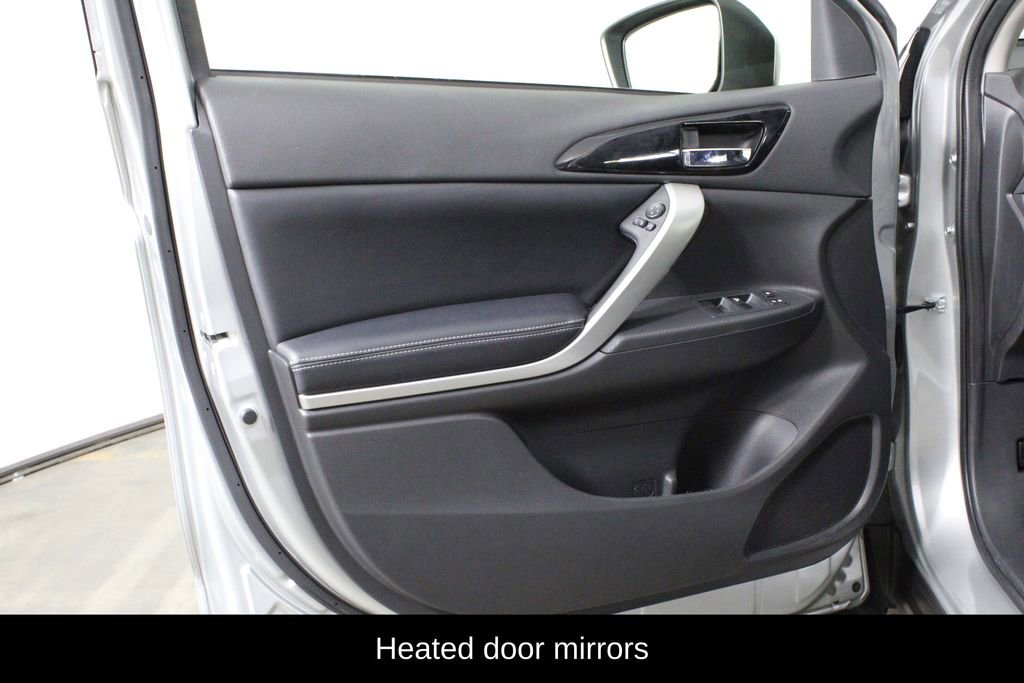 Used 2025 Mitsubishi Eclipse Cross SE image 16