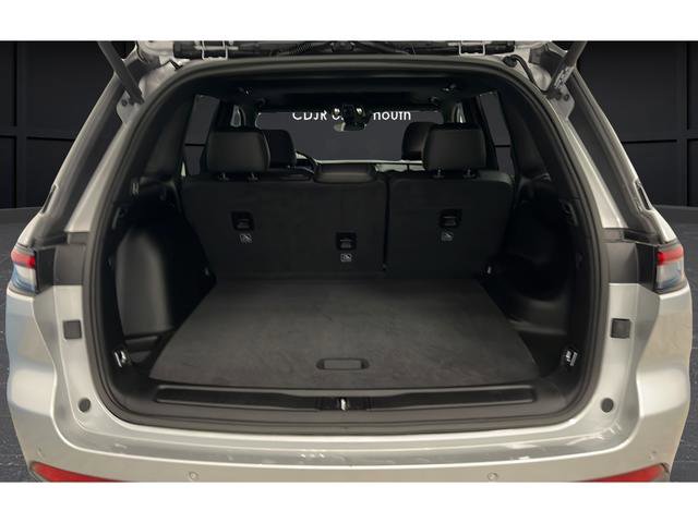 New 2026 Jeep Grand Cherokee Altitude image 27